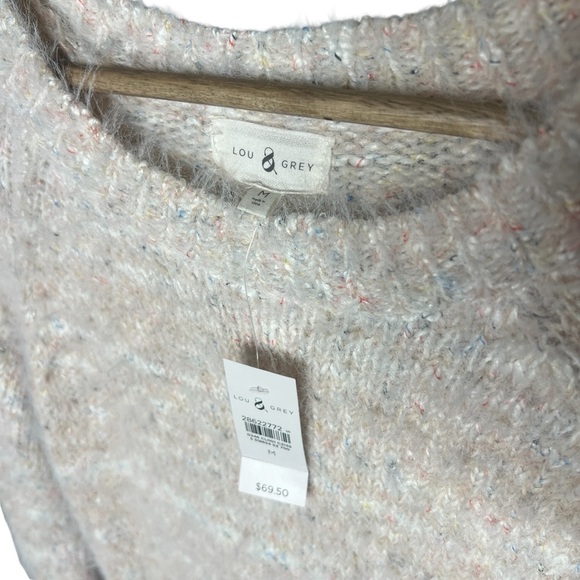 NWT Lou & Grey Cream Pink and Blue Eyelash Soft Sweater Women’s Size Medium - Picture 2 of 6